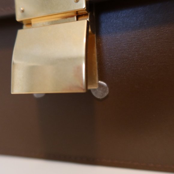 Brand New CELINE Medium Classic in Box Calfskin - Picture 5 of 12